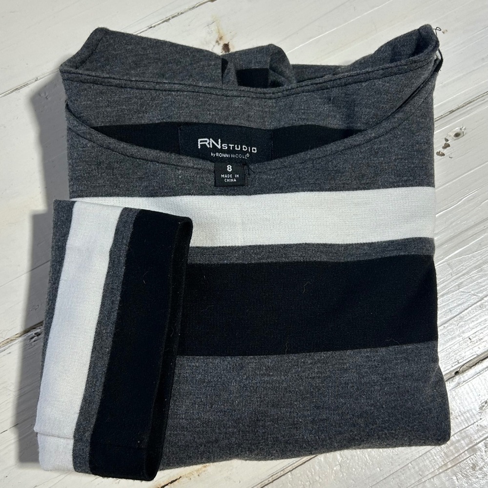 RN Studio Ronni Nicole Striped Sheath Dress Womens 8 Grey Black White 3/4 Sleeve